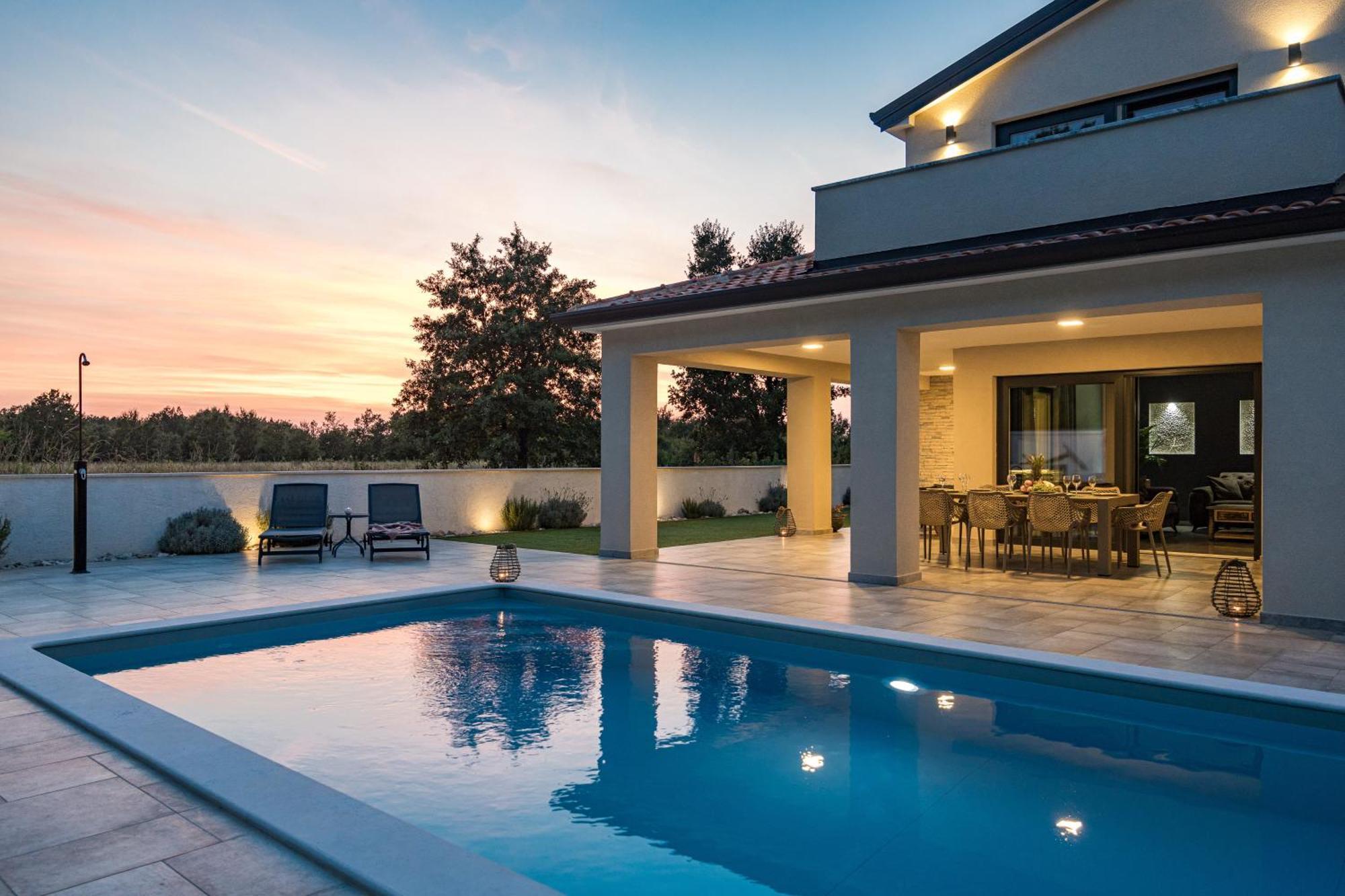Special Offer! New Luxury Apartment With Pool, Fitness, Outdoor Bar&Grill Buje Extérieur photo