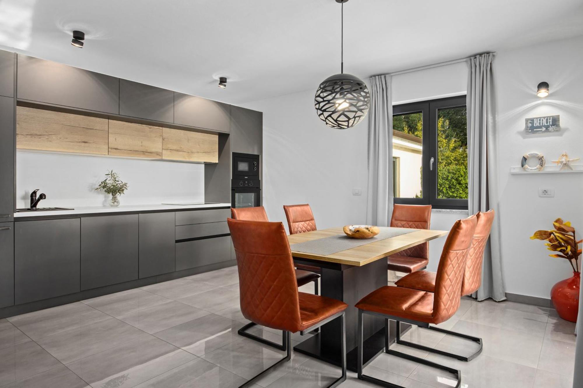 Special Offer! New Luxury Apartment With Pool, Fitness, Outdoor Bar&Grill Buje Extérieur photo